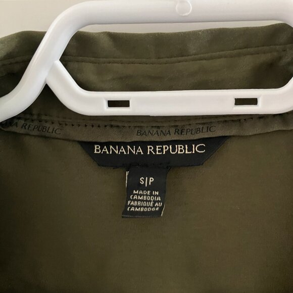 Banana Republic Satiny Blouse - size S - Picture 2 of 6